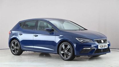 Używany Seat Leon FR 125 KM (91 kW) 2018 Niebieski Hatchback