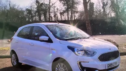 Used Ford Ka Plus Zetec 86 HP (63 kW) 2019 White Hatchback