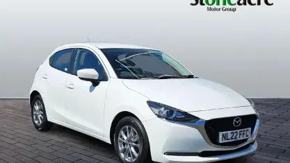 Used Mazda 2 90 HP (66 kW) 2022 White Hatchback