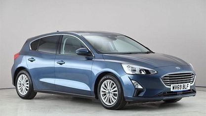 Second-hand Ford Focus Titanium 125 CP (91 kW) 2019 Albastru Hatchback