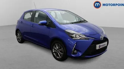 Used Toyota Yaris 111 HP (81 kW) 2020 Blue Hatchback