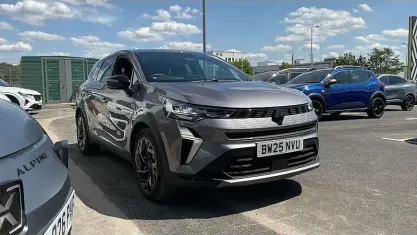 Used Renault Symbioz Techno Esprit Alpine 143 HP (105 kW) 2025 Special metallic  oyster grey  SUV