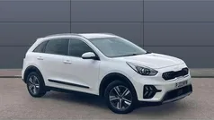 White Used 2022 Kia Niro 2 SUV | £17,625 (Fair price)