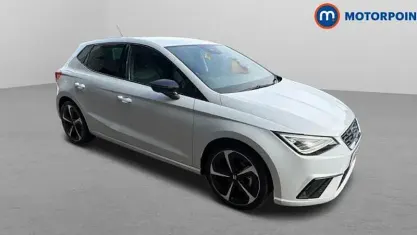 Used Seat Ibiza FR Sport 110 HP (80 kW) 2022 White Hatchback