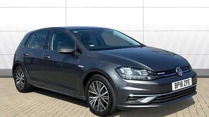 Begagnad VW Golf VII SE 131 HK (96 kW) 2018 Grå Halvkombi