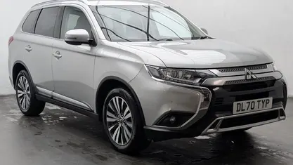 Silver Used 2020 Mitsubishi Outlander SUV | £15,350 (Fair price)