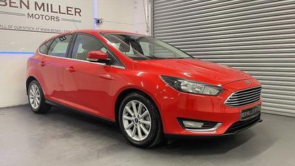 Begagnad Ford Focus Titanium 120 HK (88 kW) 2017 Halvkombi