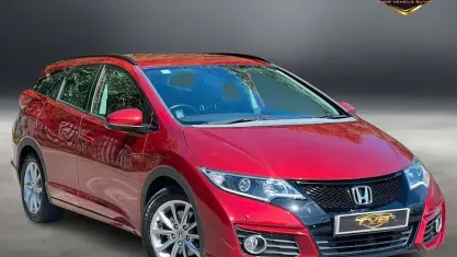 Used Honda Civic SE Plus 120 HP (88 kW) 2015 Red Estate