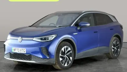 Usado VW ID.4 Pro 127 kW (174 HP) 2023 Azul SUV