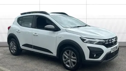 Used Dacia Sandero Expression 91 HP (66 kW) 2023 White Hatchback
