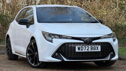 Begagnad Toyota Corolla Sport 122 HK (89 kW) 2022 Vit Halvkombi