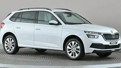Used Skoda Kamiq SE Drive 95 HP (69 kW) 2023 White SUV