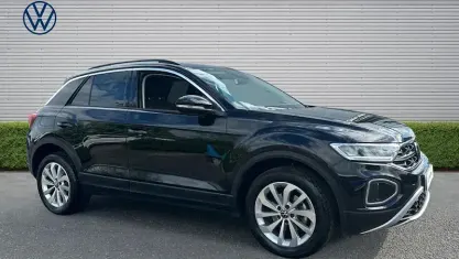 Begagnad VW T-Roc Match 116 HK (85 kW) 2025 Svart SUV