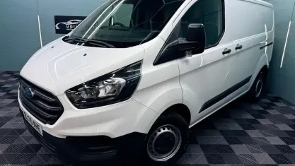Used Ford Transit Custom 105 HP (77 kW) 2023 Van
