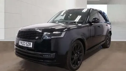 Used Land Rover Range Rover SE 441 HP (324 kW) 2023 SUV