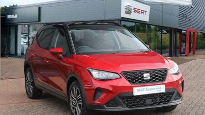 Używany Seat Arona SE 95 KM (69 kW) 2022 Czerwony SUV
