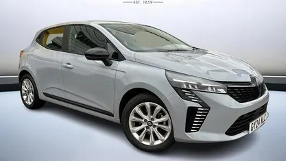 Used 2024 Renault Clio V Evolution Hatchback | £16,999 (Fair price)