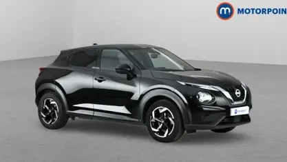 Używany Nissan Juke N-Connecta 114 KM (83 kW) 2023 Czarny SUV