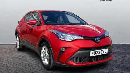 Used Toyota C-HR 140 HP (102 kW) 2026 SUV
