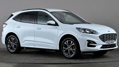 Used Ford Kuga ST-Line 225 HP (165 kW) 2023 White SUV