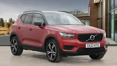 Red Used 2022 Volvo XC40 R-Design SUV | £27,500 (Fair price)