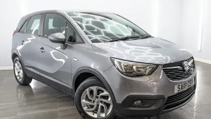 Usado Vauxhall Crossland X S 99 CV (72 kW) 2018 Gris SUV