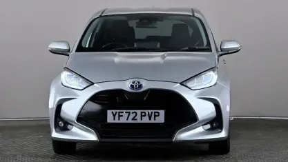 Used Toyota Yaris Design 116 HP (85 kW) 2023 Silver Hatchback