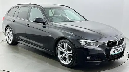 Begagnad BMW 320 M Sport 184 HK (135 kW) 2019 Svart Kombi