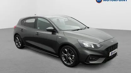 Begagnad Ford Focus ST-Line 125 HK (91 kW) 2019 Grå Halvkombi