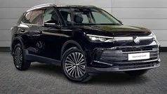 Black Used 2025 VW Tiguan Match SUV | £29,950 (Good price)
