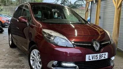 Used 2015 Renault Scénic Dynamique MPV | £4,295