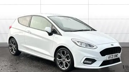 Used Ford Fiesta ST-Line 95 HP (69 kW) 2021 White Hatchback