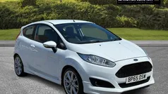 Used 2016 Ford Fiesta Zetec Hatchback | £4,690 (Fair price)