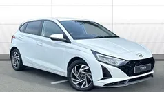 White Used 2024 Hyundai i20 Advanced Hatchback | £15,900 (Fair price)