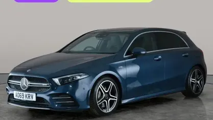Begagnad Mercedes A35 AMG Premium Plus 306 HK (225 kW) 2022 Halvkombi
