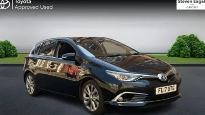 Usado Toyota Auris Hybrid 136 HP (100 kW) 2017 Citadino