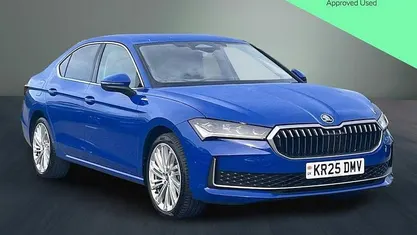 Used Skoda Superb LAURIN & KLEMENT 193 HP (141 kW) 2025 Hatchback