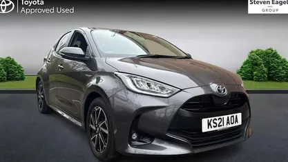 Used Toyota Yaris Hybrid Design 116 HP (85 kW) 2026 Hatchback