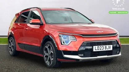 Used Kia Niro 141 HP (103 kW) 2023 Orange SUV