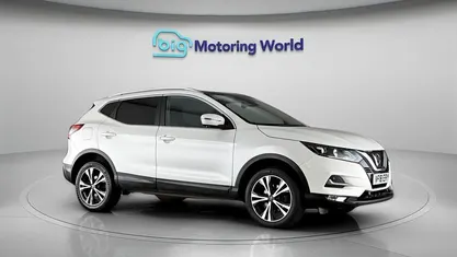 Used Nissan Qashqai N-Connecta 131 HP (96 kW) 2018 White SUV
