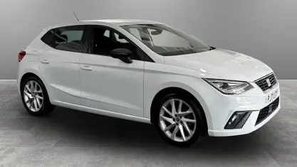 Usado Seat Ibiza FR 95 HP (69 kW) 2025 Citadino