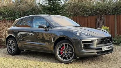 Used 2025 Porsche Macan S SUV | £63,995 (Fair price)