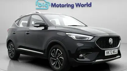 Gebraucht MG ZS Exclusive 111 PS (81 kW) 2023 Schwarz SUV