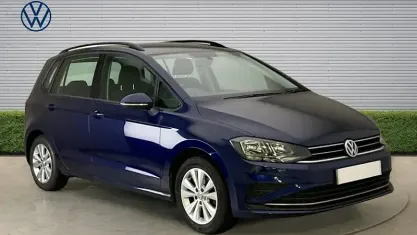 Used VW Golf VII SE 131 HP (96 kW) 2019 Hatchback