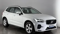 White Used 2021 Volvo XC60 Momentum SUV | £28,800 (Fair price)