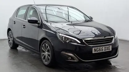 Used Peugeot 308 Allure 120 HP (88 kW) 2016 Hatchback