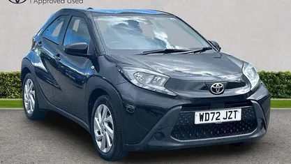 Used Toyota Aygo X PURE 72 HP (52 kW) 2025 SUV