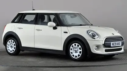 Used Mini ONE Classic 102 HP (75 kW) 2020 Hatchback