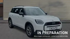 White Used 2024 Mini Countryman Classic SUV | £32,410 (Fair price)