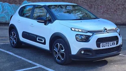 Used Citroën C3 PureTech 83 HP (61 kW) 2022 White Hatchback